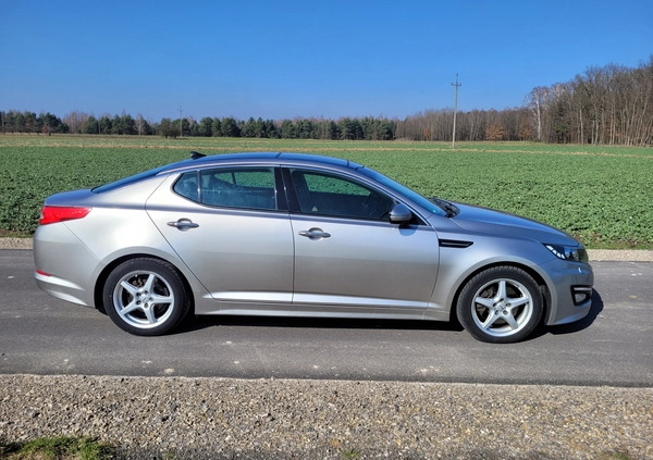 Kia Optima cena 37500 przebieg: 256000, rok produkcji 2012 z Wołczyn małe 92